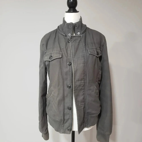 Aritzia TNA Grey Winter Jacket Womans  Size M. - Picture 1 of 15